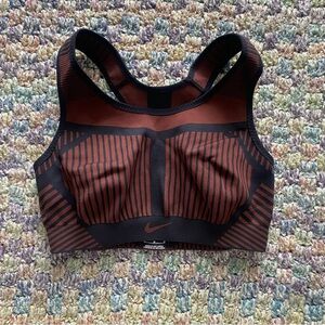 Nike Womens Medium black and brown racer back sports bra bralette